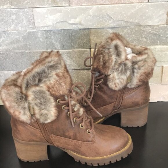 Carlos by Carlos Santana Gabby Fur Lace Up Bootie - Picture 4 of 8